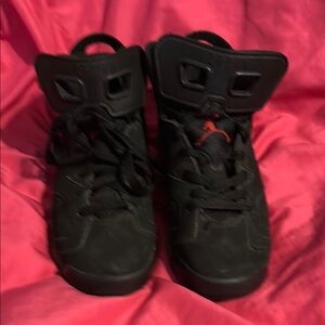 women’s nike air jordan’s retro 6’s black and red